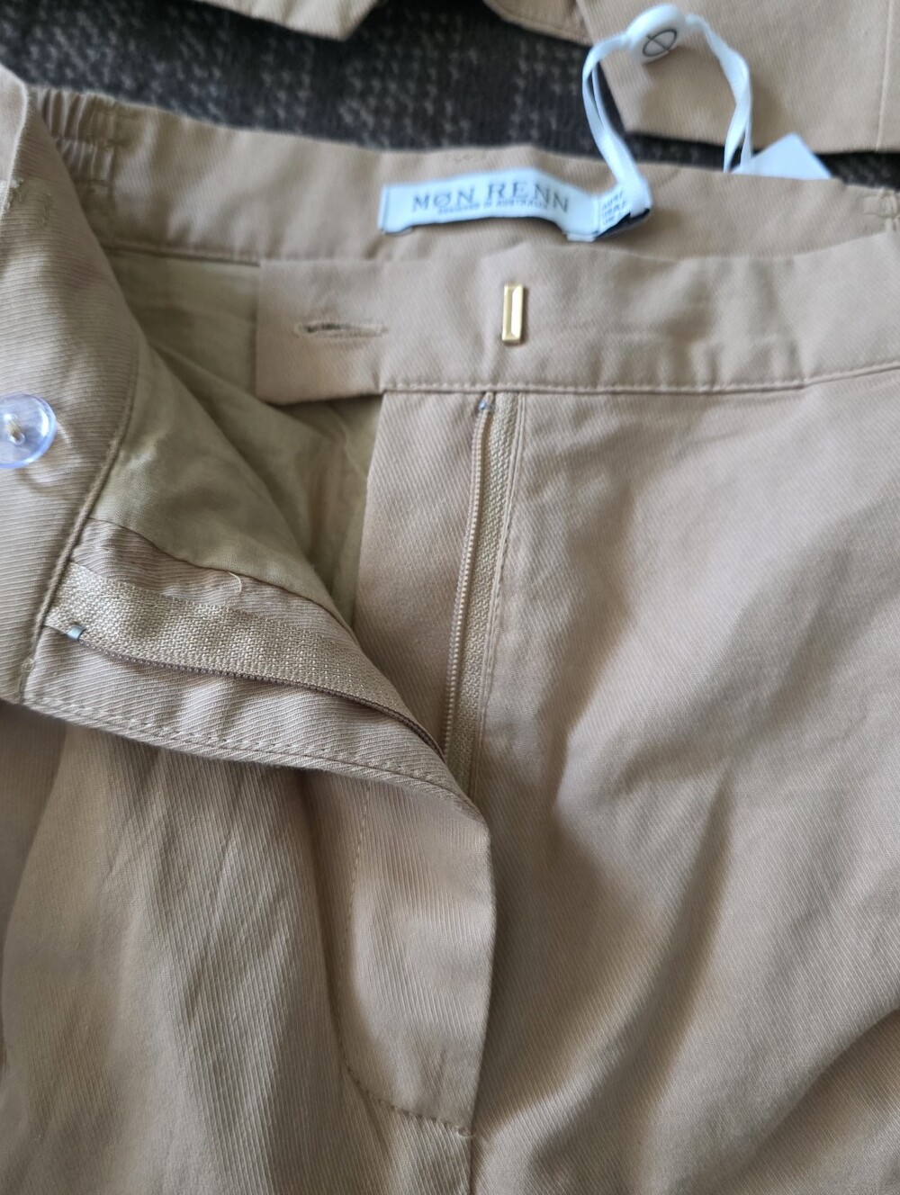 Two Piece Mon Renn Lisle Pant Set In Biscuit - Picture 10 of 12